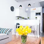 Center Rooms Ilumino